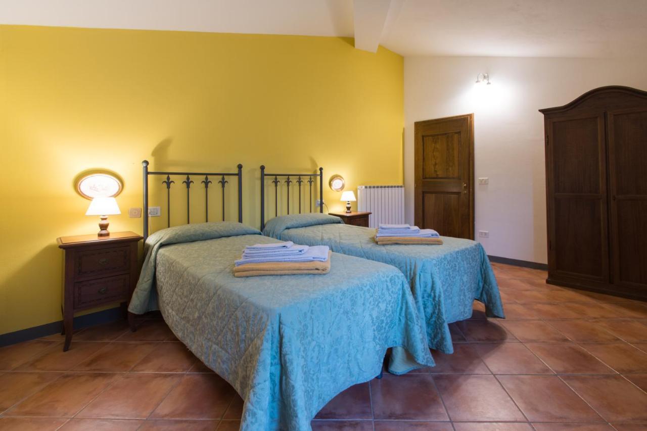 Casa Vacanze Villa Giusterna Monte Benichi Exterior photo