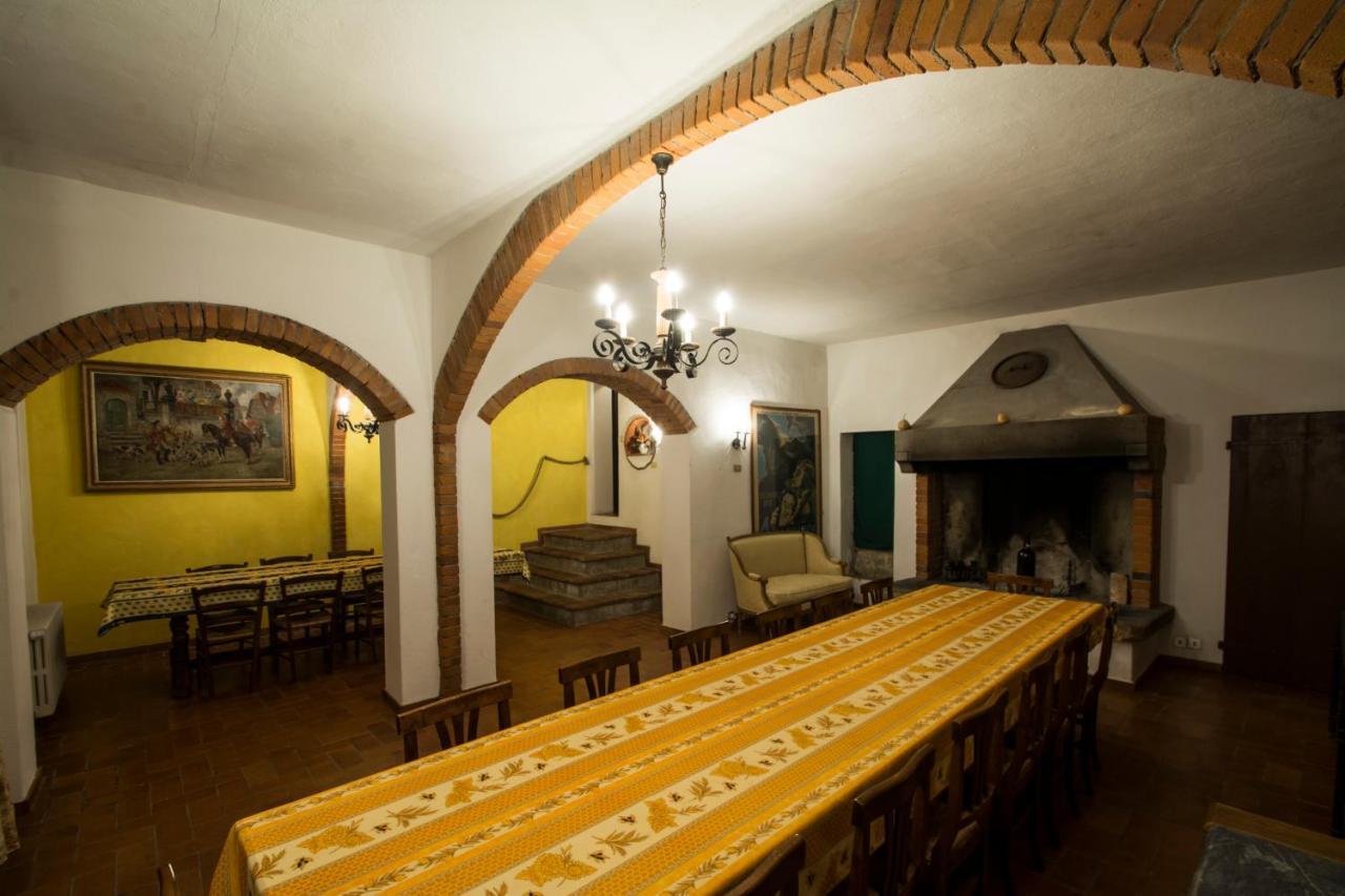 Casa Vacanze Villa Giusterna Monte Benichi Exterior photo